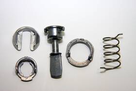 Vw-goljet4-lock-f-lr-fba Regulatorfix 765573901139 Door Lock Repair Kit - Front Left Or Right For Vw Golf Iv Jetta Silver Vw-goljet4-lock-f-lr-fba Regulatorfix 765573901139 Door Lock Repair Kit - Front Left Or Right For Vw Golf Iv Jetta Silver